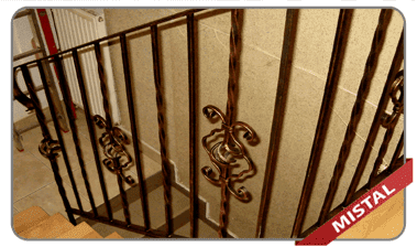 BALUSTRADY